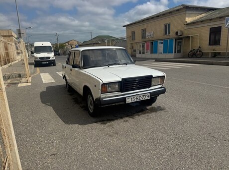 LADA (VAZ) 2107