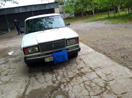 LADA (VAZ) 2107