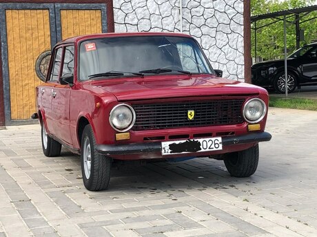 LADA (VAZ) 21011