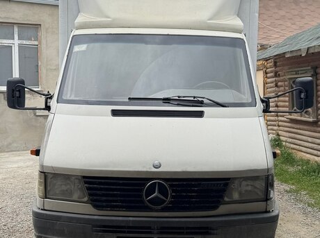 Mercedes Sprinter 412