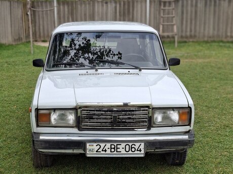 LADA (VAZ) 2107
