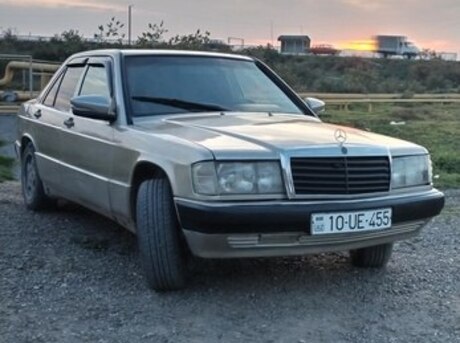 Mercedes 190