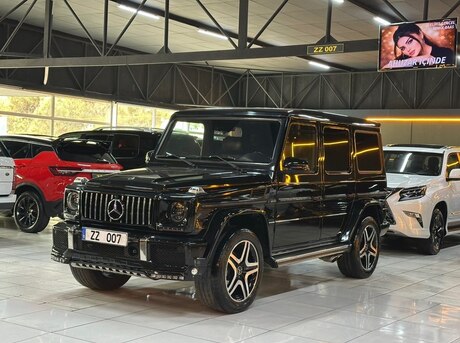 Mercedes G 320