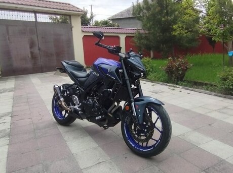 Yamaha MT-03
