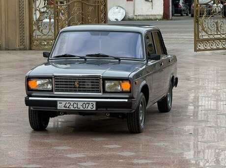 LADA (VAZ) 2107