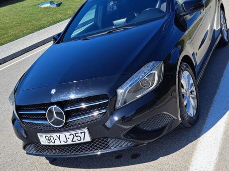 Mercedes A 200