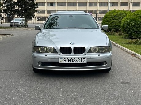 BMW 525