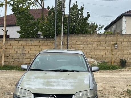 Opel Omega