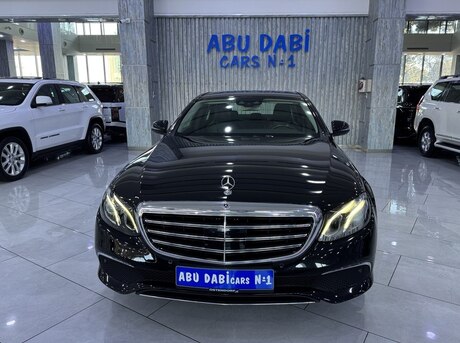 Mercedes E 200