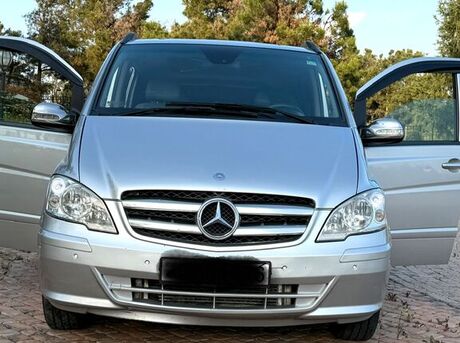 Mercedes Viano