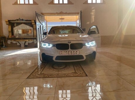 BMW 330