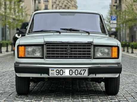 LADA (VAZ) 2107
