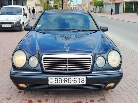 Mercedes E 280