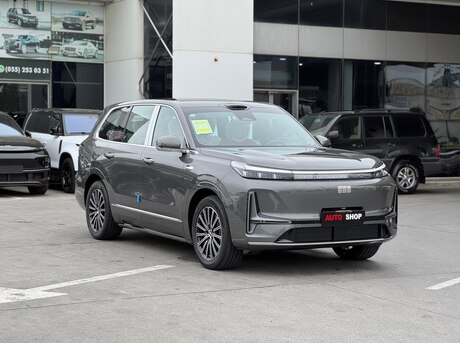 Geely Galaxy M9