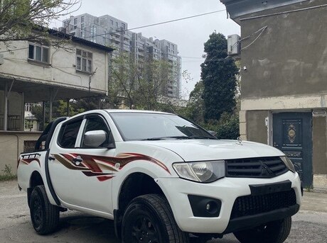 Mitsubishi L200
