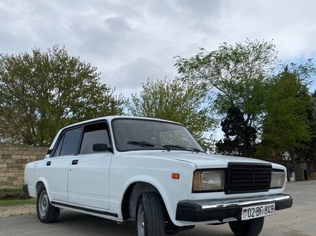 LADA (VAZ) 2107