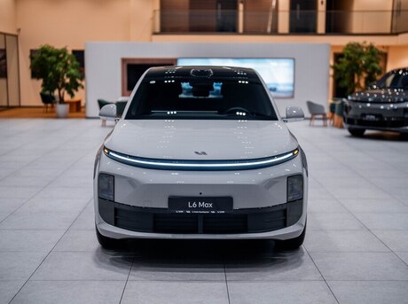 Li Auto L6