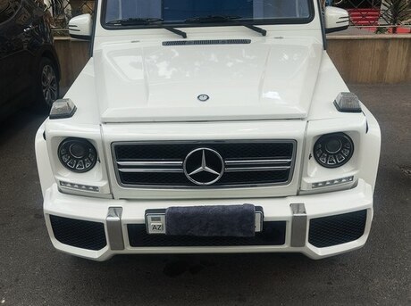 Mercedes G 500