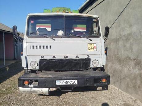 KamAz 53212