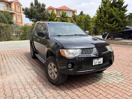 Mitsubishi L200