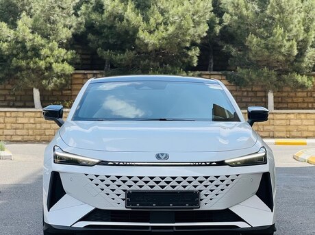 Changan Uni-V iDD