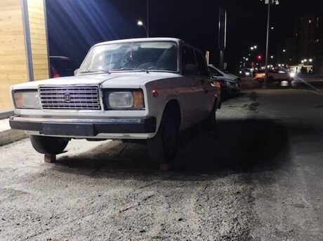 LADA (VAZ) 2107