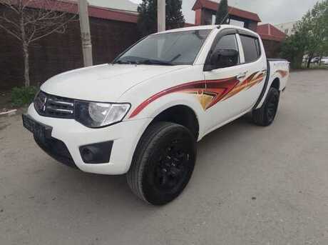 Mitsubishi L200