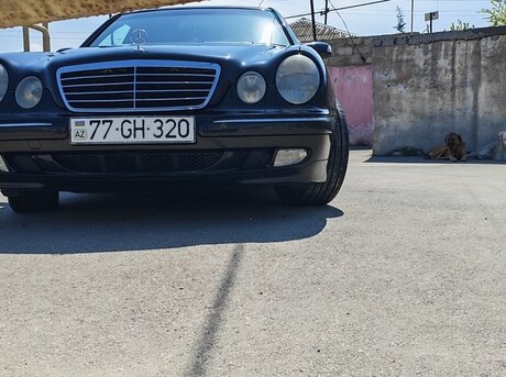 Mercedes E 320 4MATIC