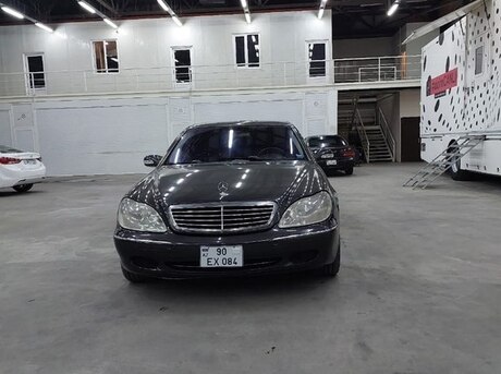 Mercedes S 500