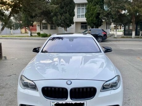 BMW 528