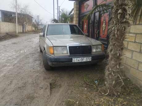 Mercedes 250 D
