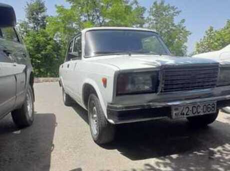 LADA (VAZ) 2107