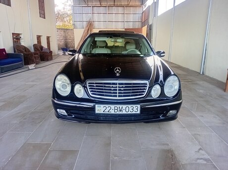 Mercedes E 320