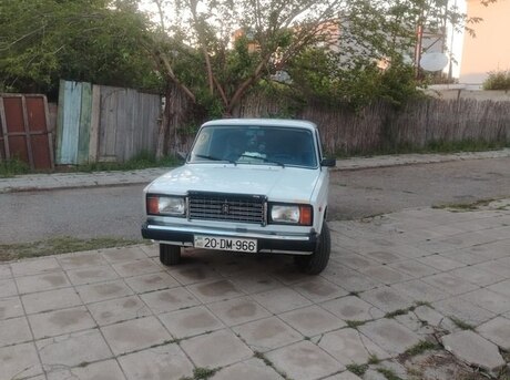 LADA (VAZ) 2107