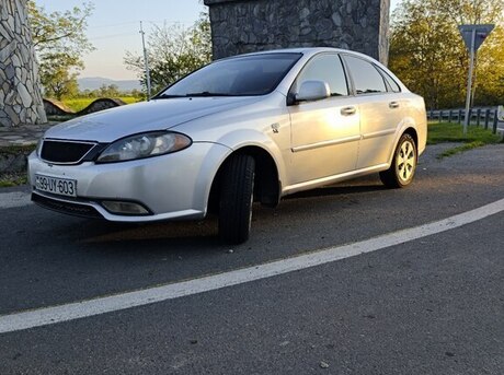 Daewoo Gentra