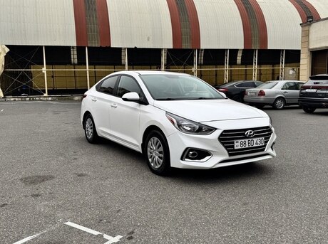 Hyundai Accent