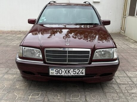 Mercedes C 200