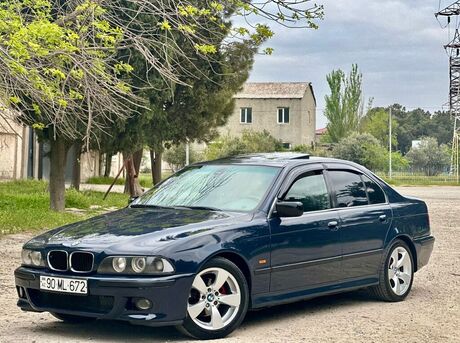 BMW 523