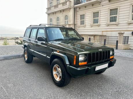Jeep Cherokee
