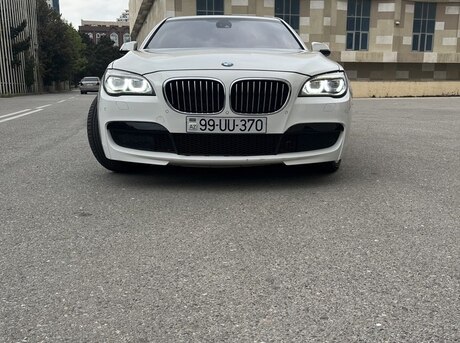 BMW 740