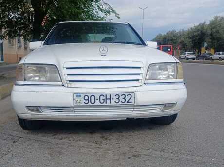Mercedes C 180