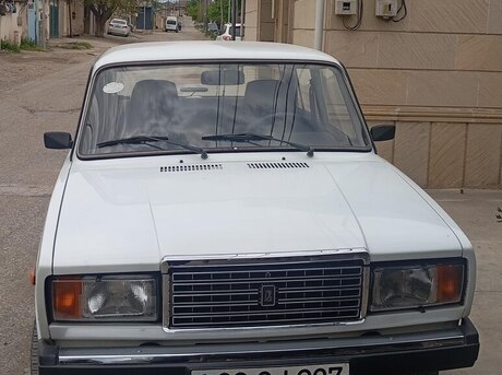 LADA (VAZ) 2107