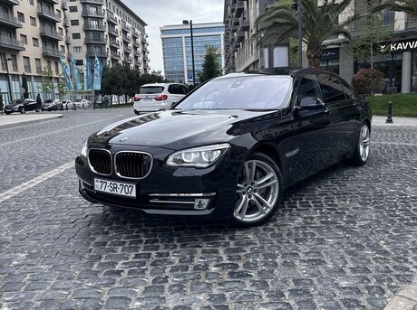 BMW 750