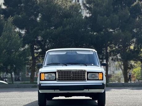 LADA (VAZ) 2107