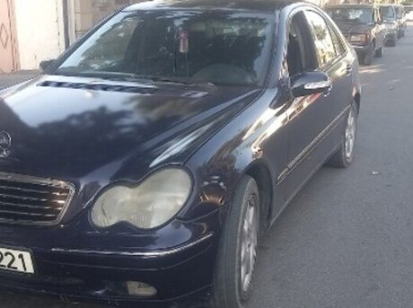 Mercedes C 230