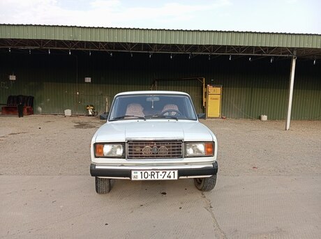 LADA (VAZ) 2107