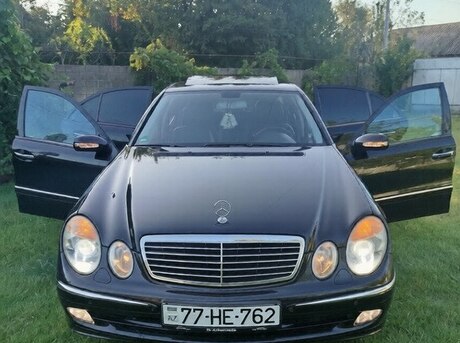 Mercedes E 270