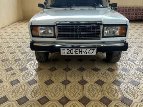 LADA (VAZ) 2107
