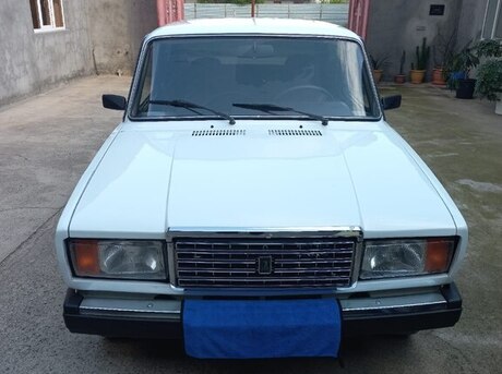 LADA (VAZ) 2107