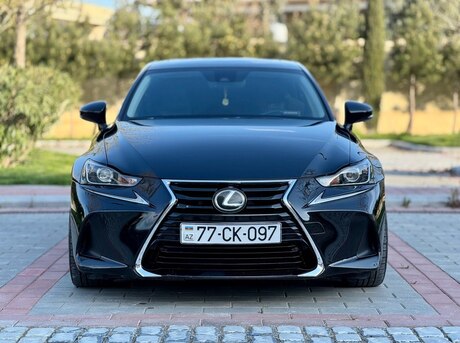 Lexus IS 200t